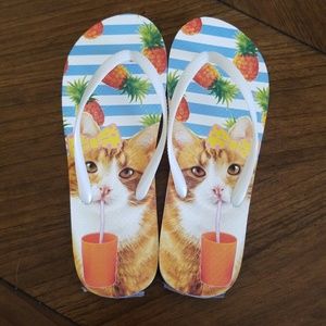EUC Cat Flipflops